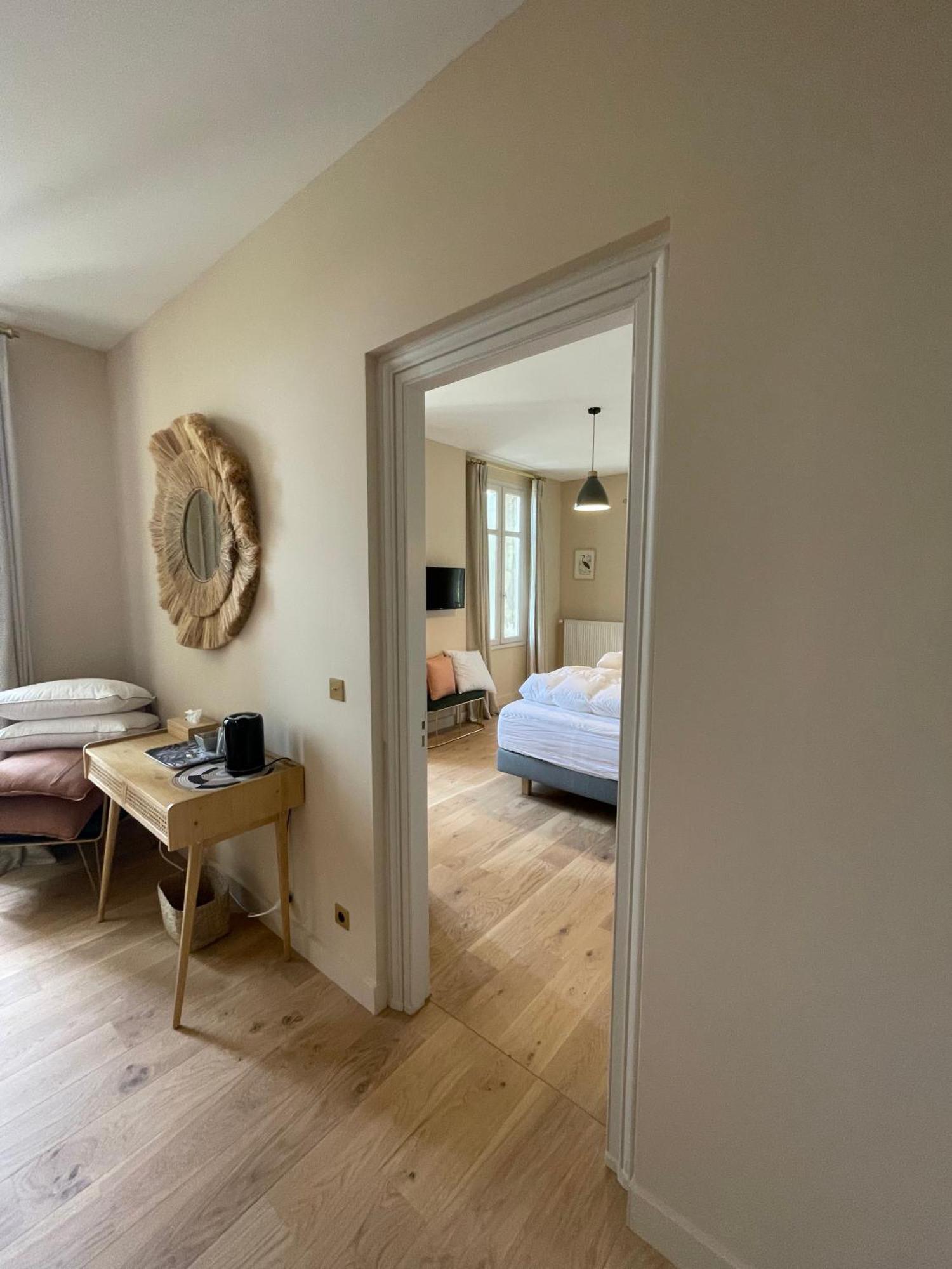 Bed and breakfast Chateau De Neyran D'hotes &